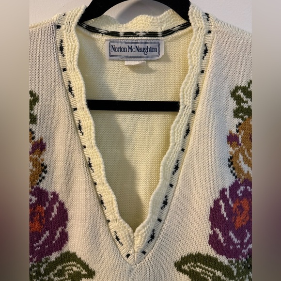 VTG Norton McNaughton Floral Embroidered Sweater Vest 80s Grannycore Teachercore - Picture 4 of 10